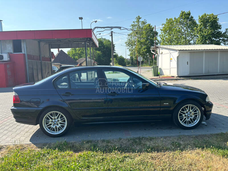 BMW 318 