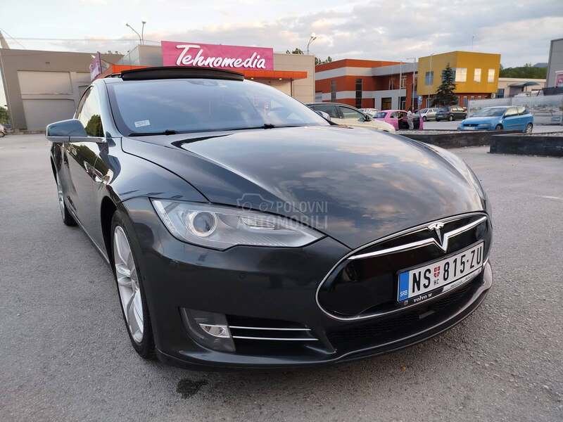 Tesla Model S dualmotor