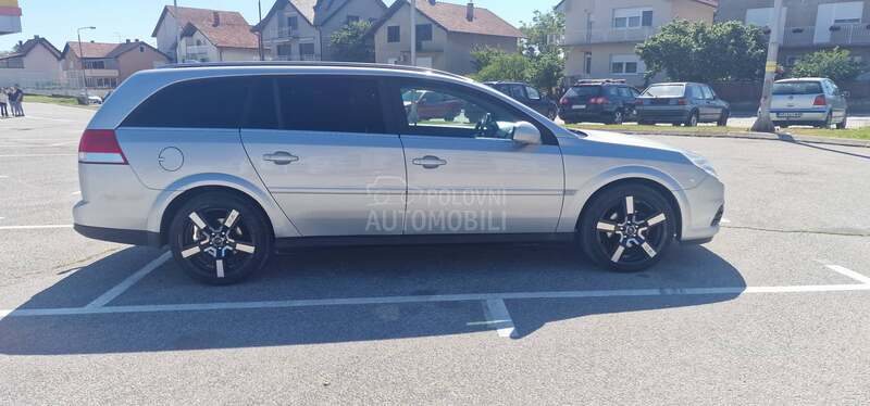 Opel Vectra C 1.9 cdti za kuću.