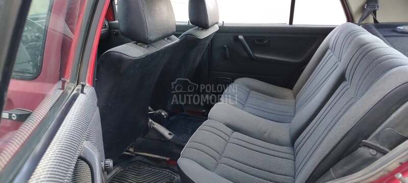 Volkswagen Golf 2 1.8