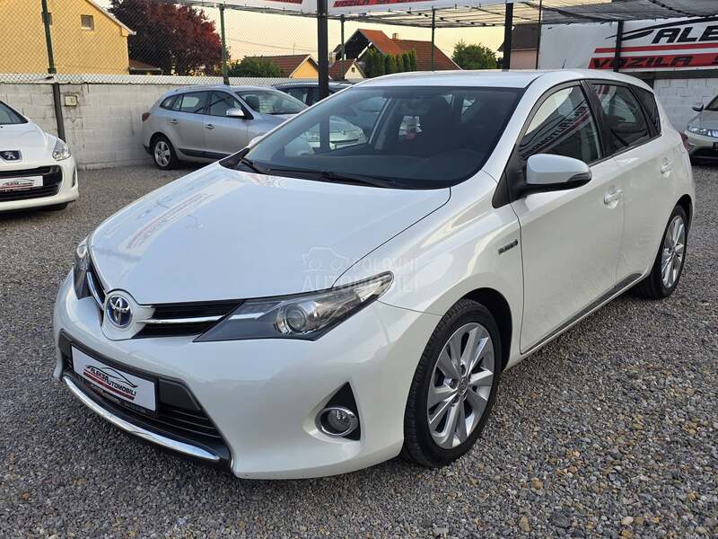 Toyota Auris 1.8 HYBRID