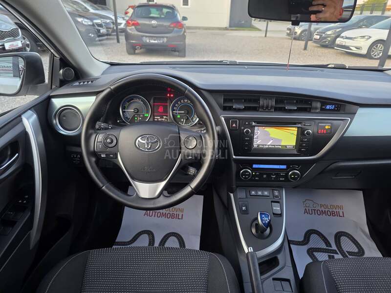 Toyota Auris 1.8 HYBRID