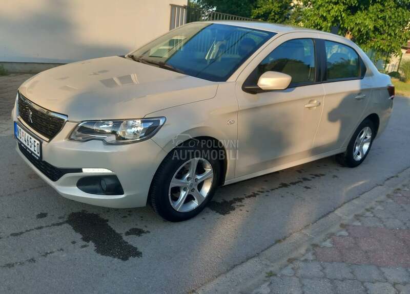 Peugeot 301 1.2 PureTech