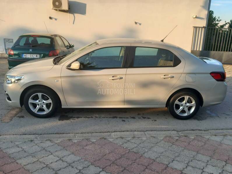 Peugeot 301 1.2 PureTech
