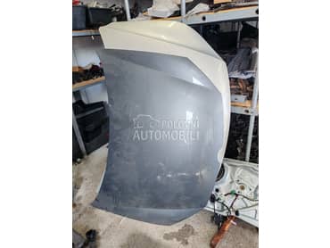 hauba za Volkswagen Golf 5 od 2004. do 2008. god.