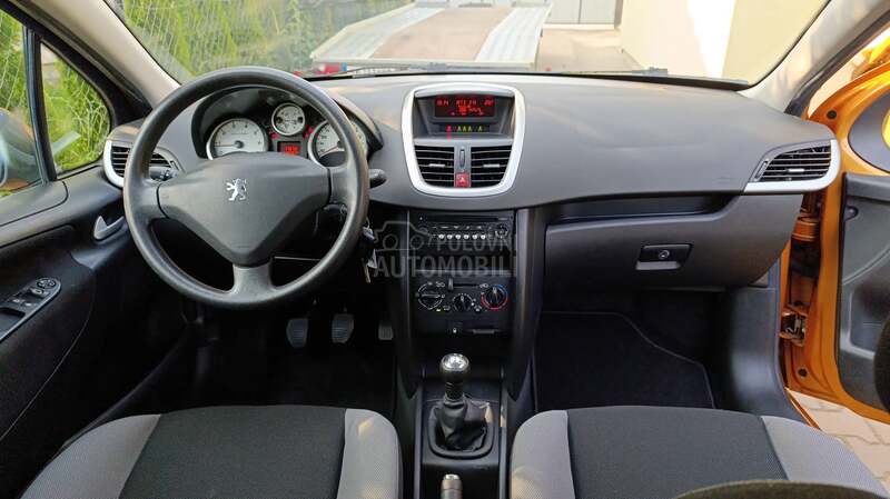 Peugeot 207 1.4