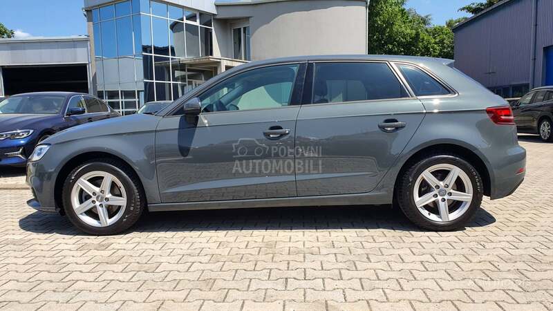 Audi A3 30 g-tron S-tronic