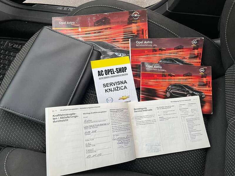 Opel Astra J 1.7 cdti COSMO
