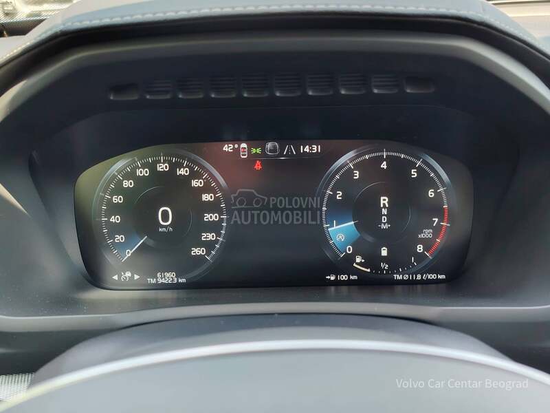 Volvo XC90 2.0 B6 AWD R-DESING