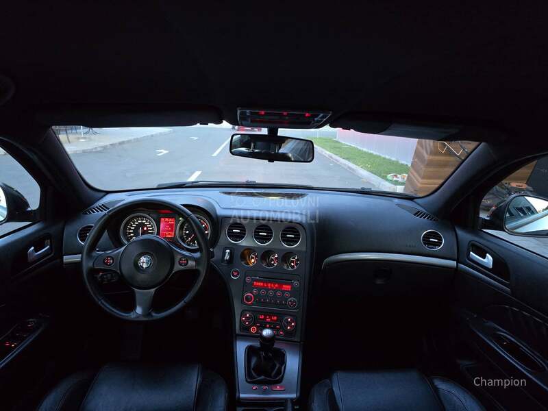 Alfa Romeo 159 1.9 JTDm 8v TI