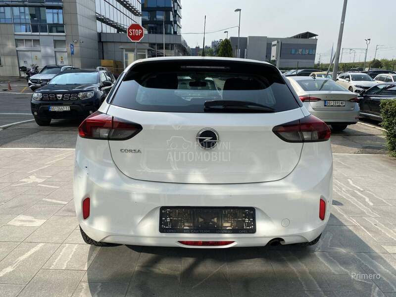 Opel Corsa F 1.2 MT 5