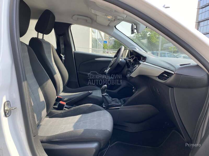 Opel Corsa F 1.2 MT 5