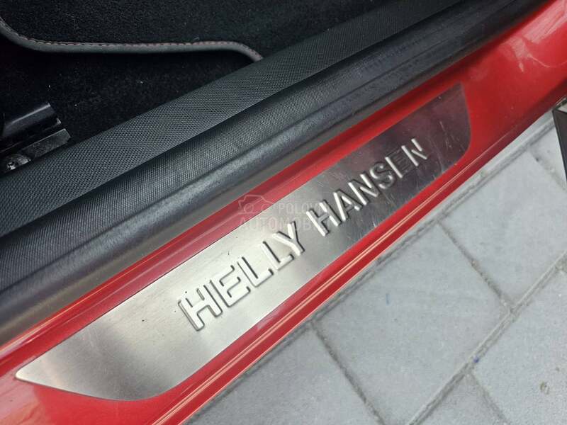 Renault Captur EDC HELLY