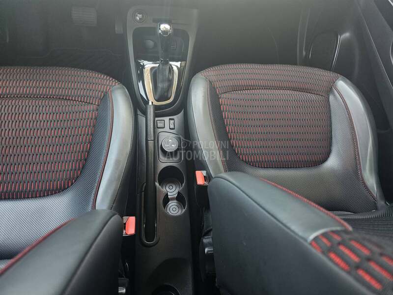 Renault Captur EDC HELLY