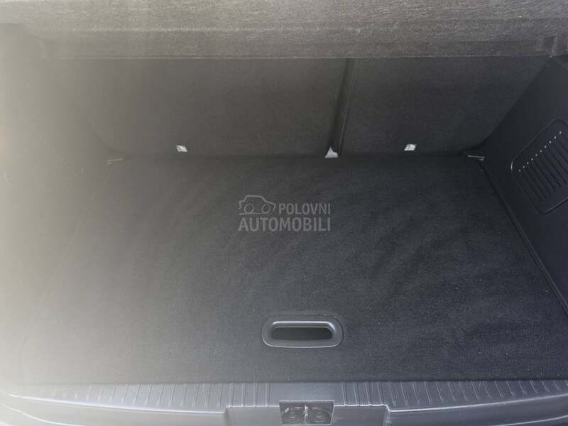 Renault Captur EDC HELLY
