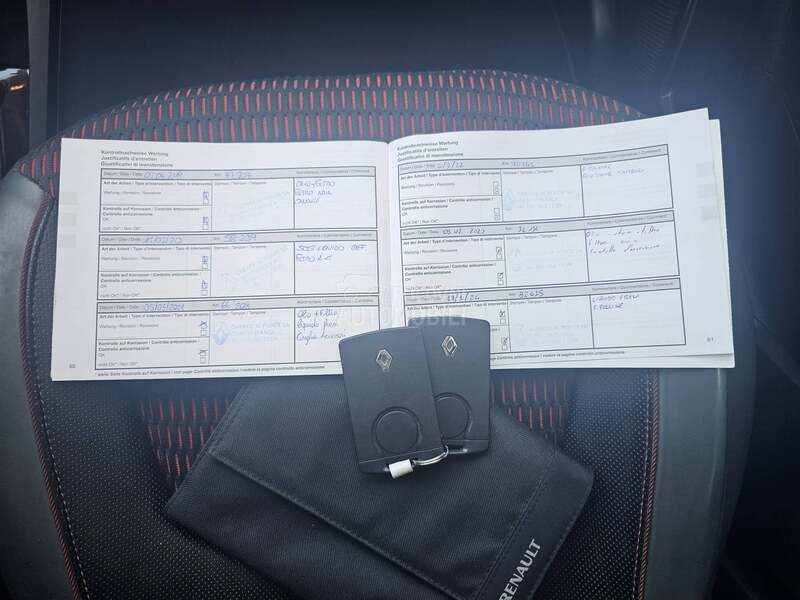 Renault Captur EDC HELLY