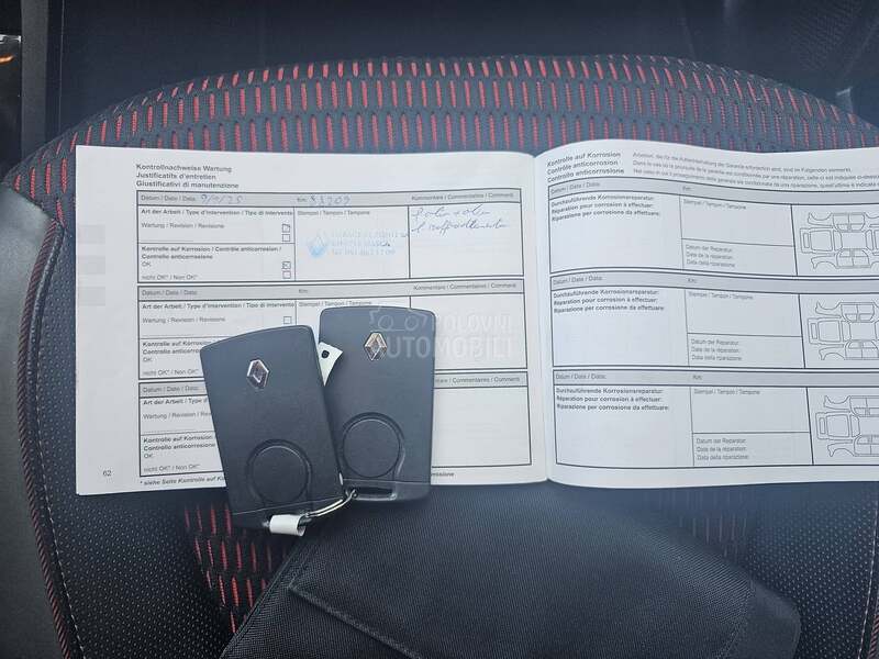 Renault Captur EDC HELLY