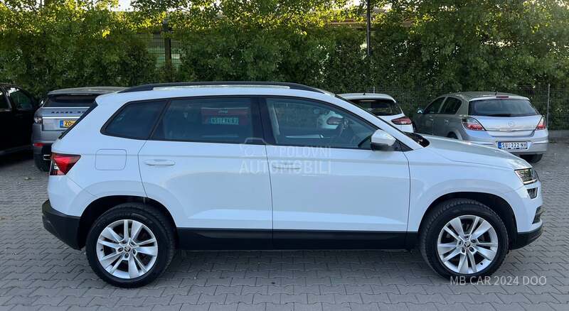 Škoda Karoq DSG/KAMERA/KEYLESS