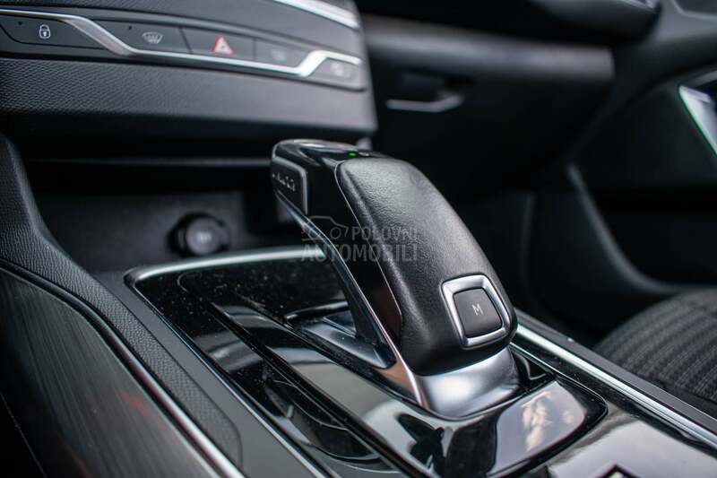 Peugeot 308 1.5 HDI / BUSINESS