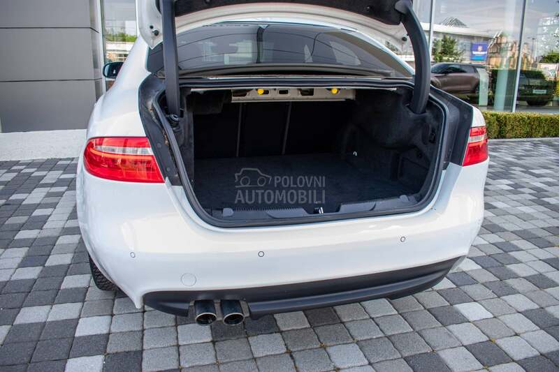 Jaguar XE 2.0D R Sport AWD