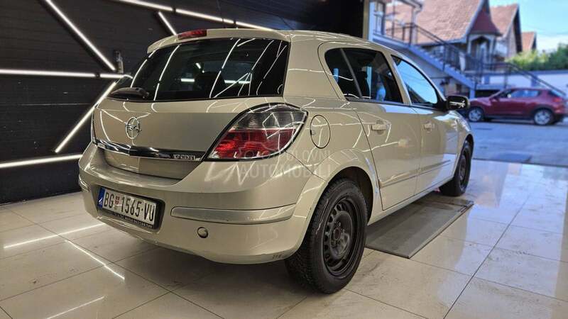 Opel Astra H 1.7 cdti