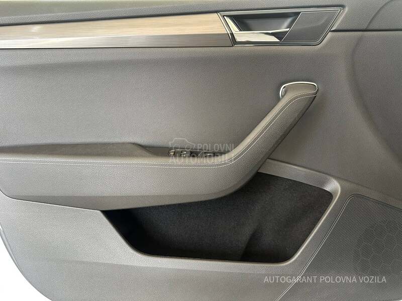 Škoda Superb 2.0 TDI STYLE DSG