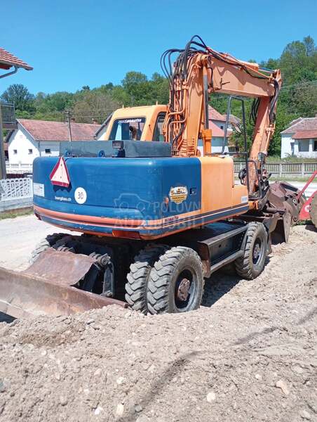 Komatsu 150