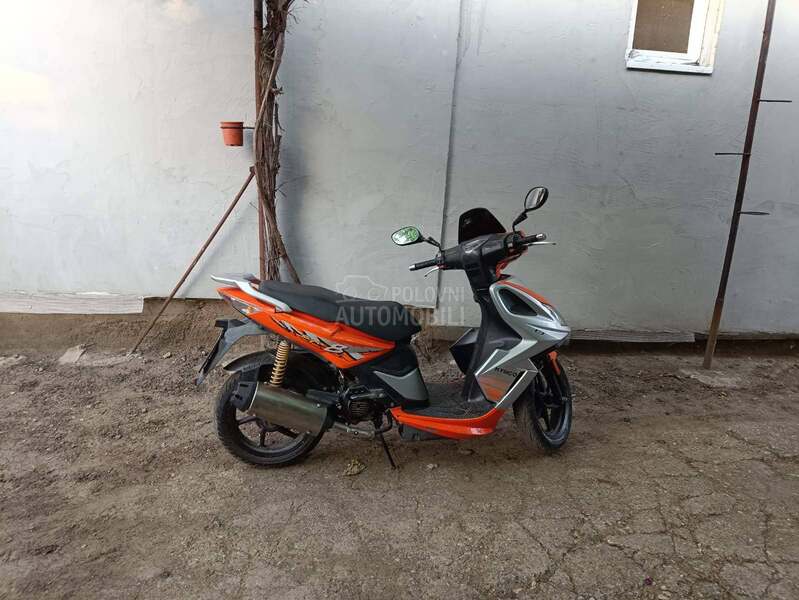 Kymco Super 8
