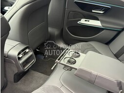 Mercedes Benz E 220 d 4Matic AMG slika 22