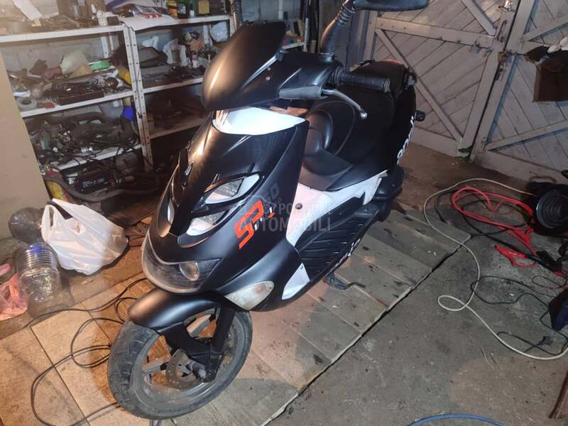 Aprilia sr50