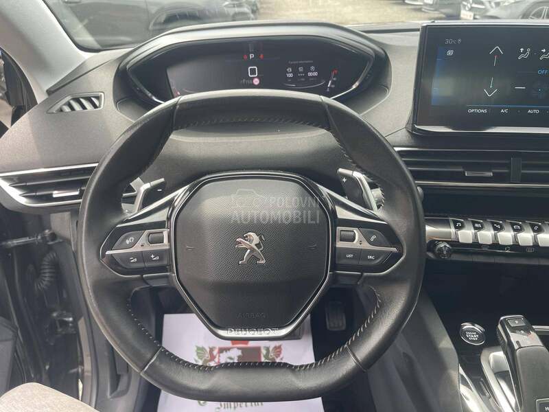 Peugeot 3008 1.2 B Autom