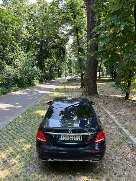 Mercedes Benz E 220 4matic AMG