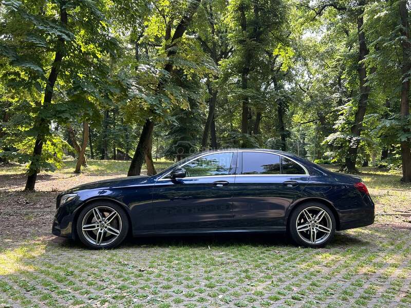 Mercedes Benz E 220 4matic AMG