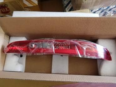 Rikverc Svetlo za Audi Q3 od 2011. do 2014. god.