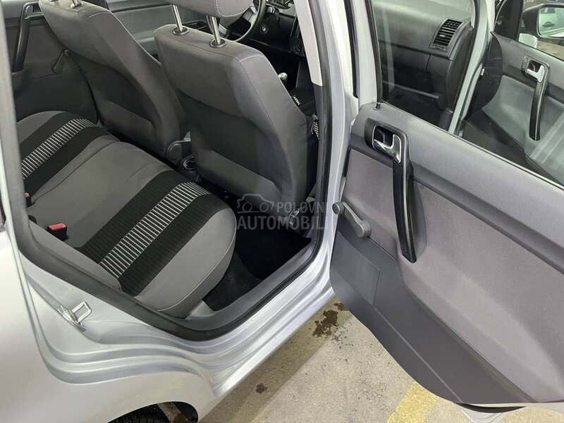 Volkswagen Polo 1.2b 113150k m