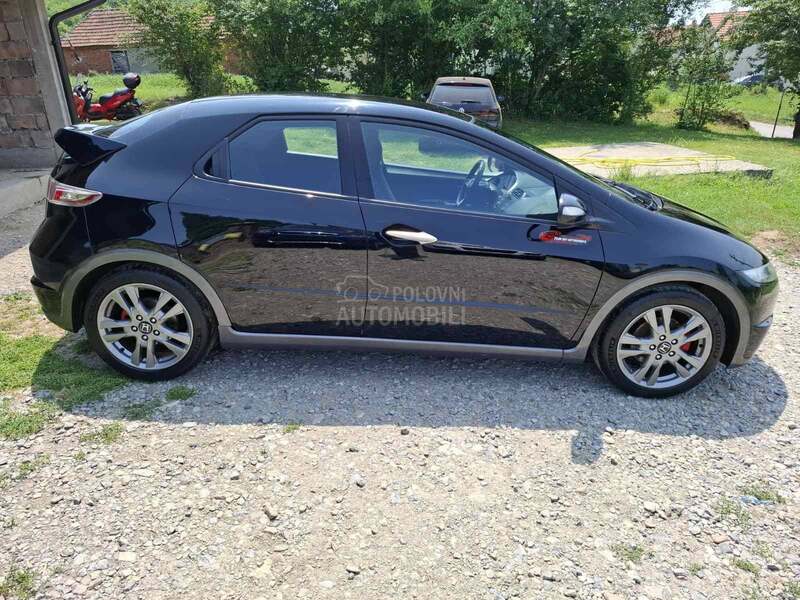Honda Civic 1.4i-vtec CH