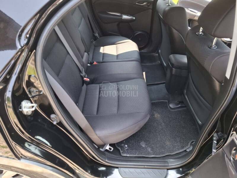 Honda Civic 1.4i-vtec CH