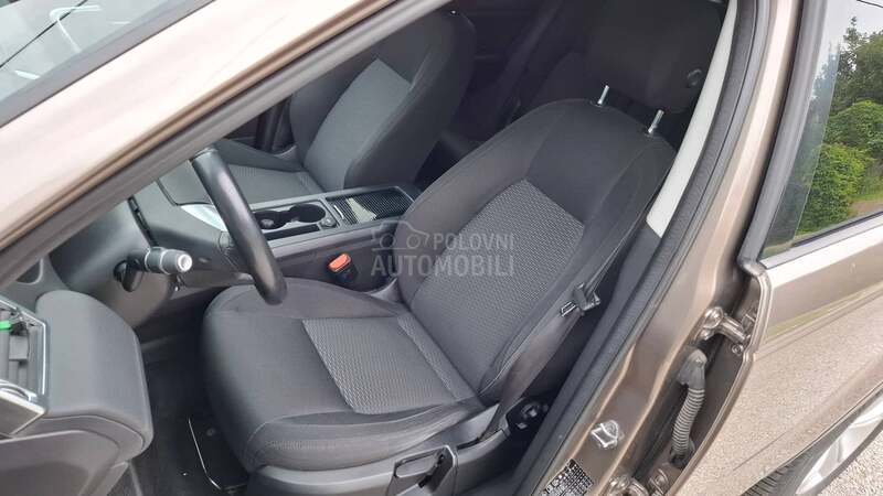 Land Rover Discovery Sport 2.0 TD4, 4 x 4