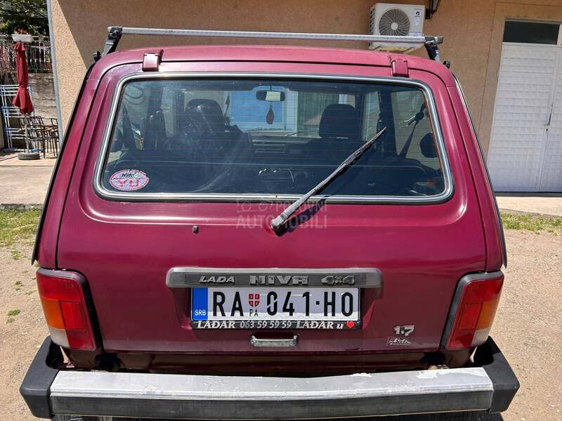 Lada Niva 