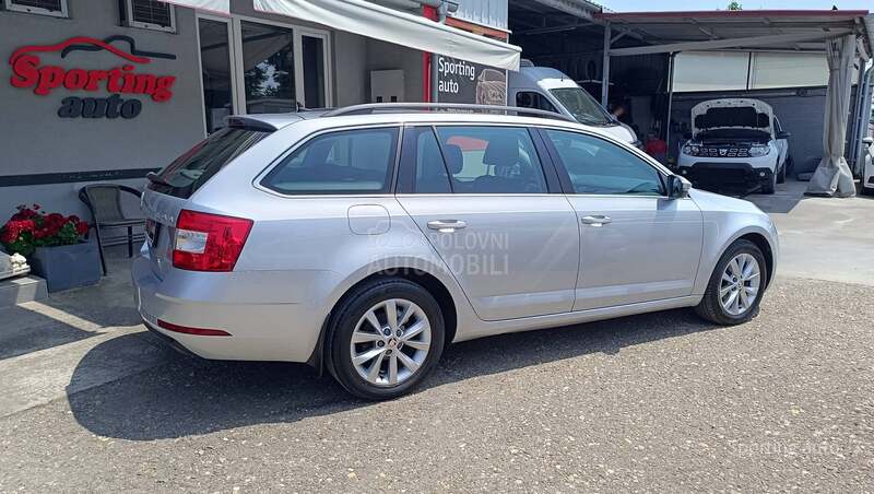 Škoda Octavia 1.6 TDI STYLE