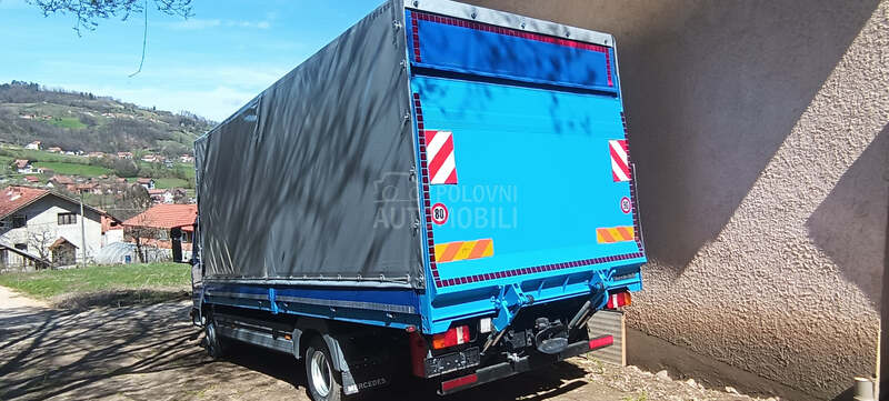 Mercedes Benz atego 818