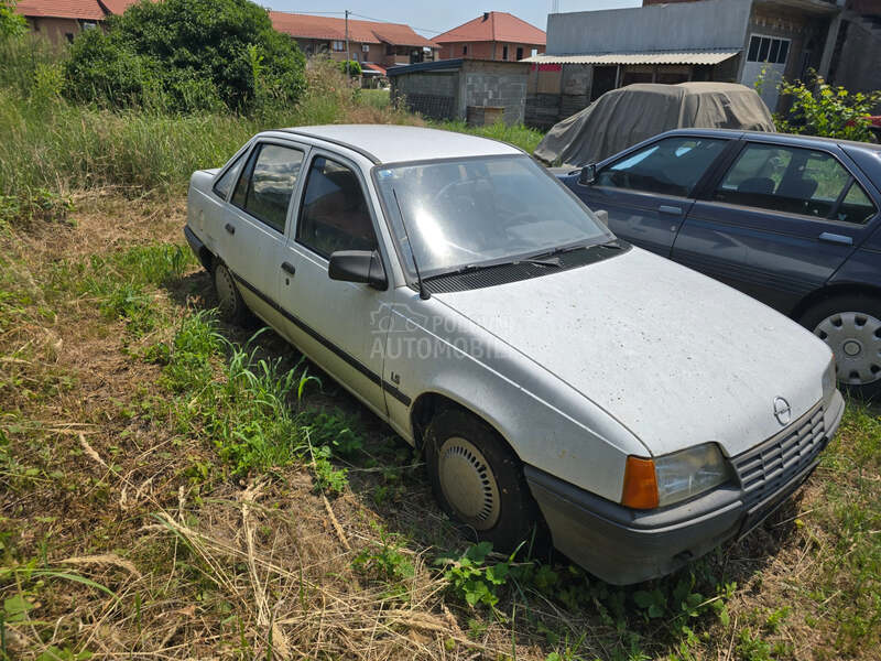 Opel Kadett 1.3