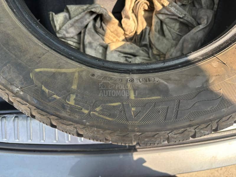 Lassa 225/55 R17 Zimska