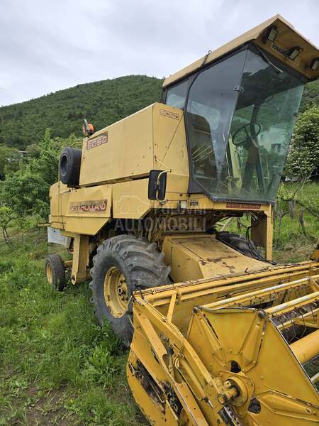New Holland 8050