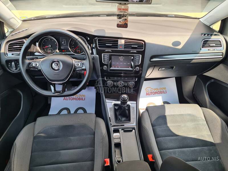 Volkswagen Golf 7 1.4 TGI HIGHLINE