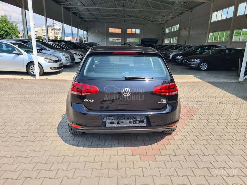 Volkswagen Golf 7 1.4 TGI HIGHLINE