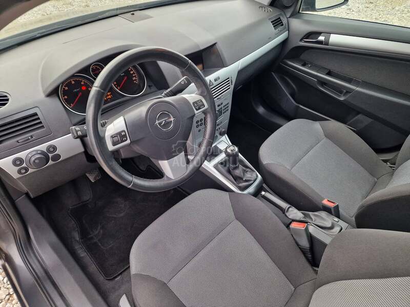 Opel Astra H 1.3 CDTI