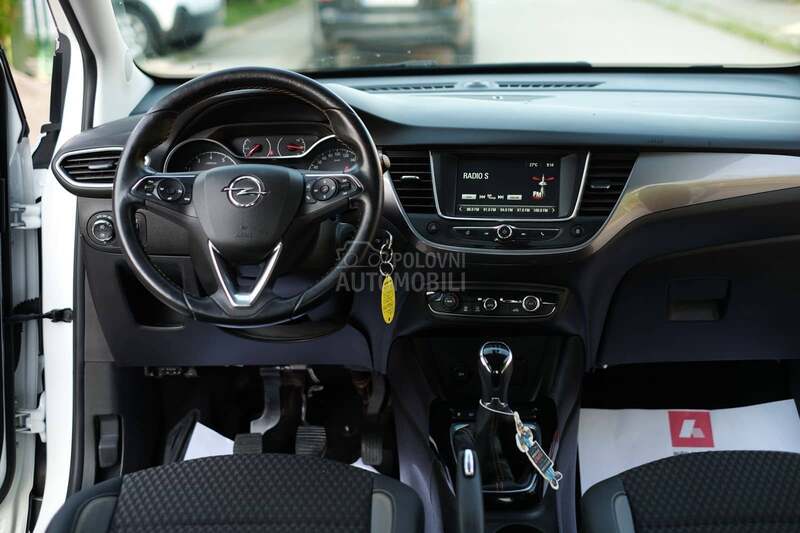 Opel Crossland X  1.2i TNG Innovation
