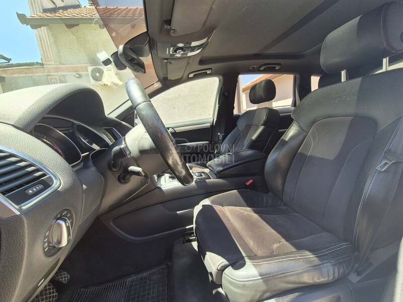 Audi Q7 S line