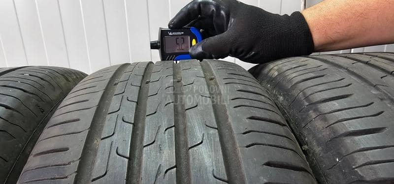 Continental 215/60 R17 Letnja